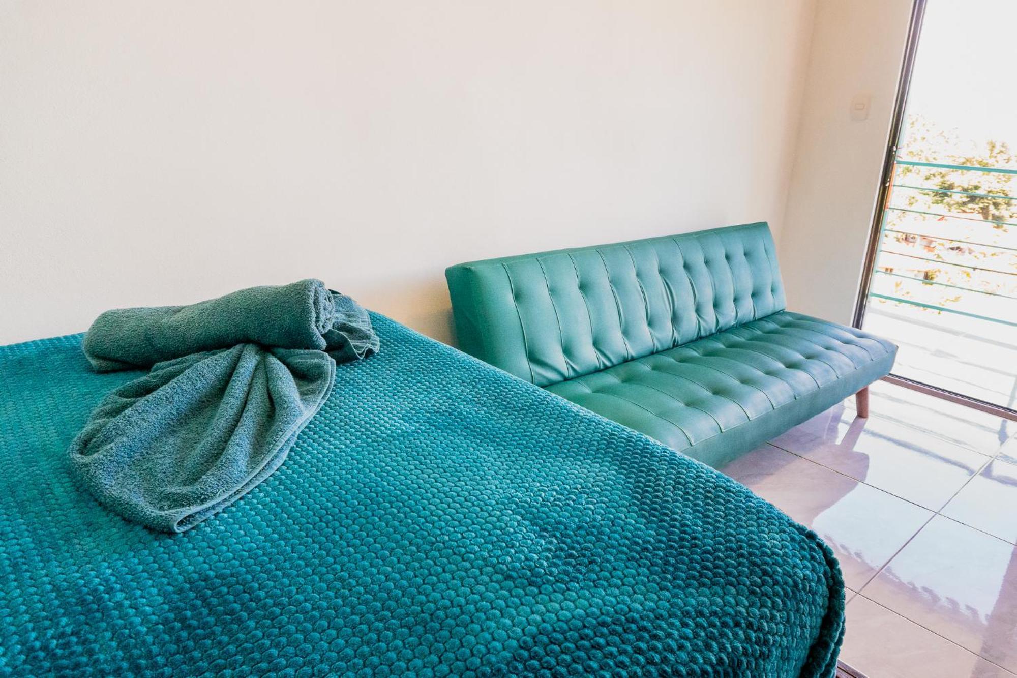 Ocean'S Breeze Apartment And Rooms Puerto Viejo de Talamanca Екстериор снимка